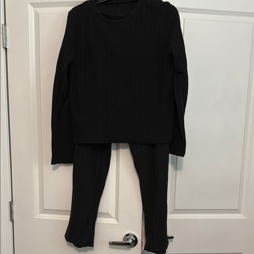 SHEIN Black Ribbed Knit Pants & Top Set